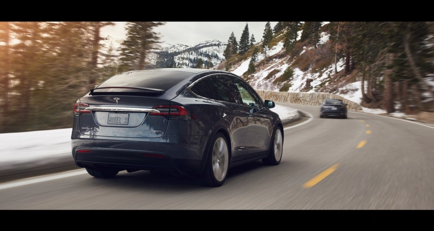 Tesla Model X 75D