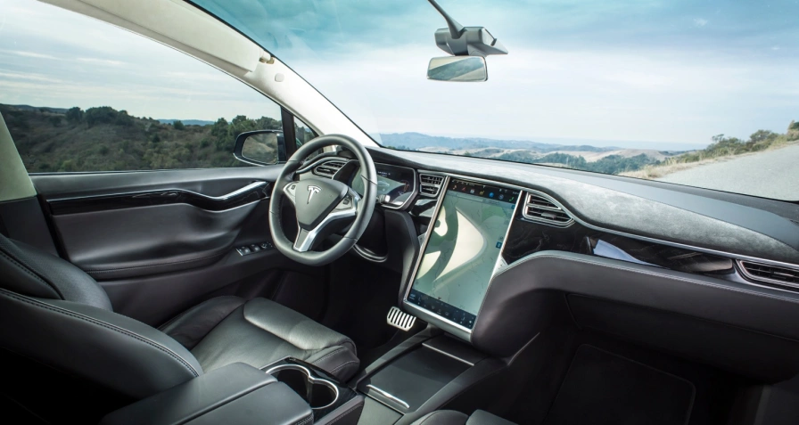 Tesla Model X 90D