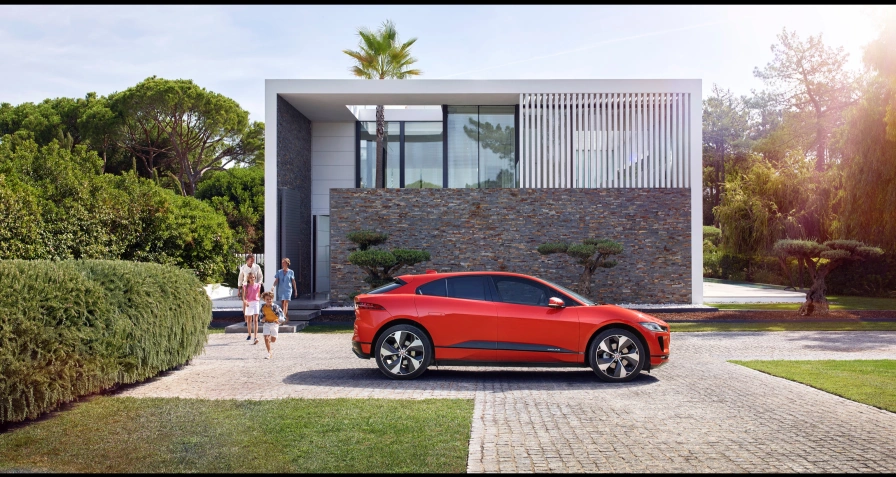 Jaguar I-Pace EV400