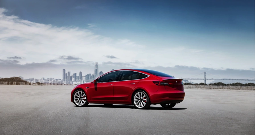 Tesla Model 3 Long Range RWD
