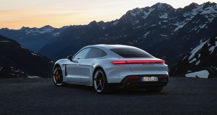 Porsche Taycan Turbo S