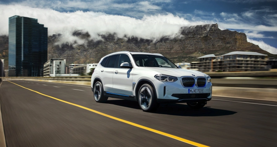 BMW iX3