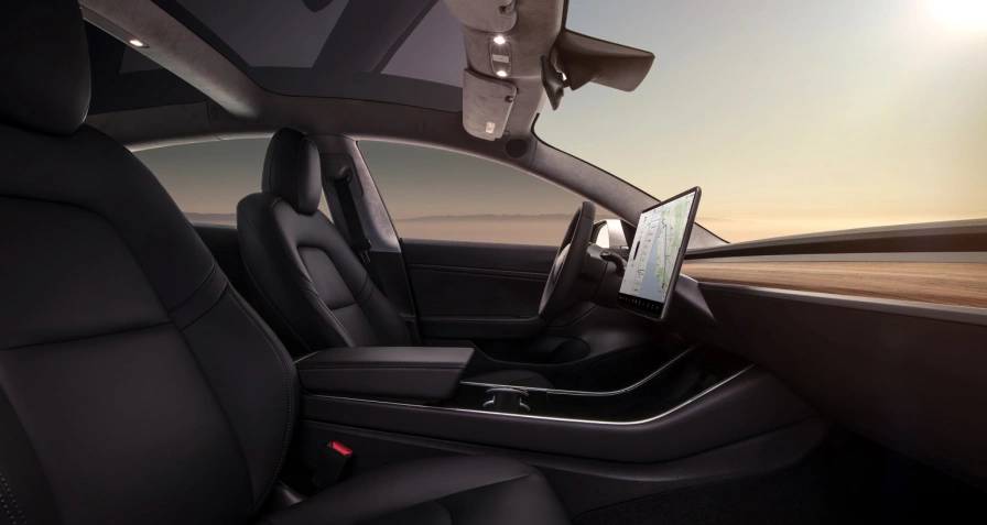 Tesla Model 3 Long Range AWD