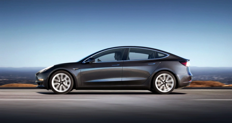 Tesla Model 3 Performance