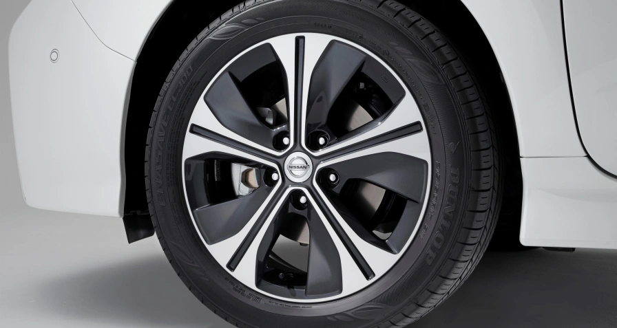 Nissan Leaf e+