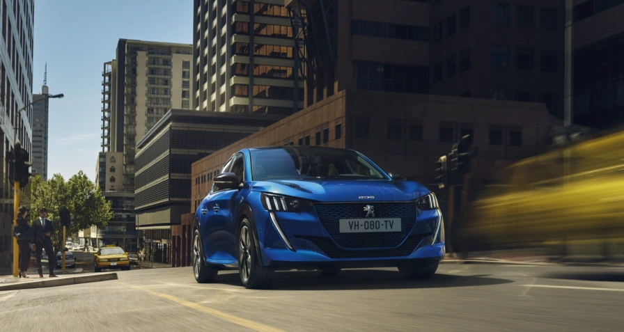 Peugeot e-208