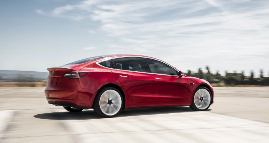 Tesla Model 3 Standard Range Plus
