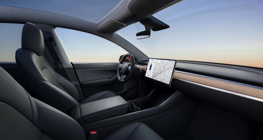 Tesla Model Y Long Range AWD