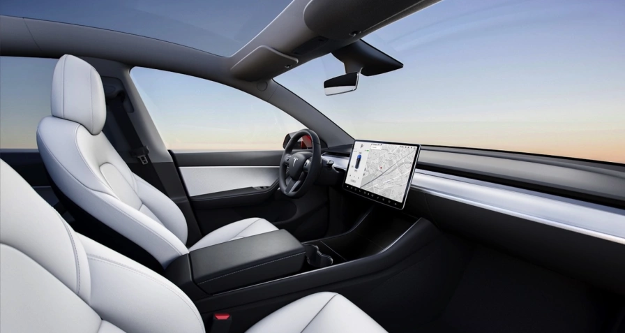 Tesla Model Y Long Range AWD
