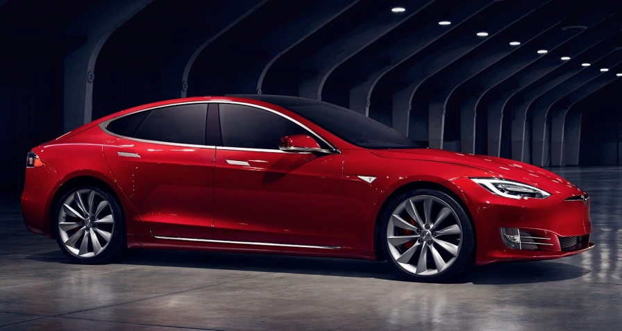 Tesla Model S Long Range