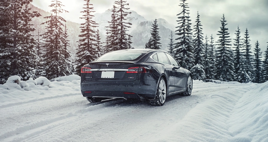 Tesla Model S Performance
