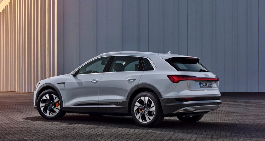Audi e-tron 50 quattro