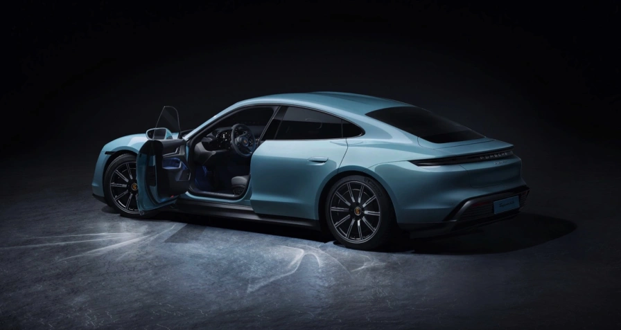 Porsche Taycan 4S Plus