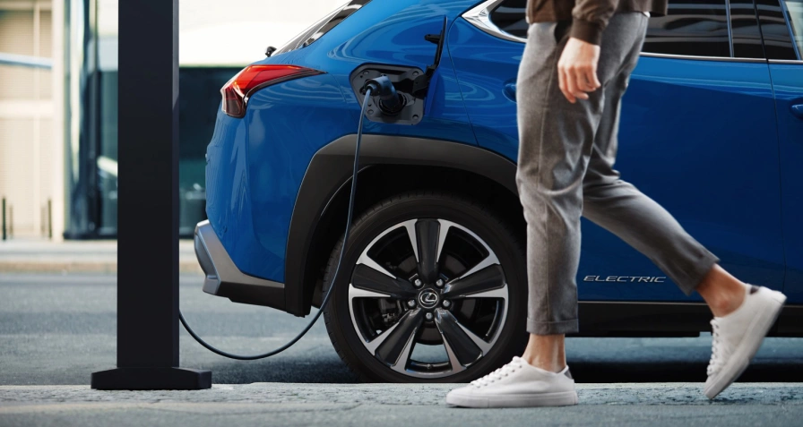 Lexus UX 300e