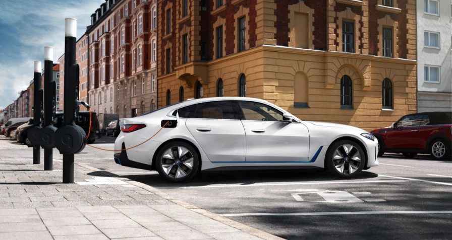 BMW i4 eDrive40