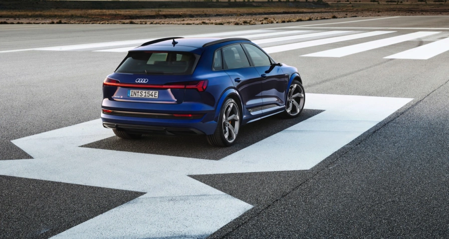 Audi e-tron S