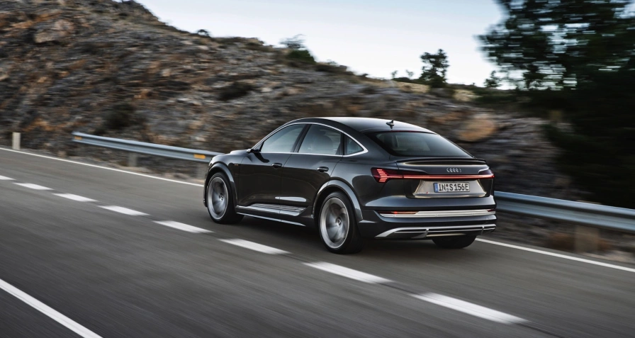 Audi e-tron S Sportback
