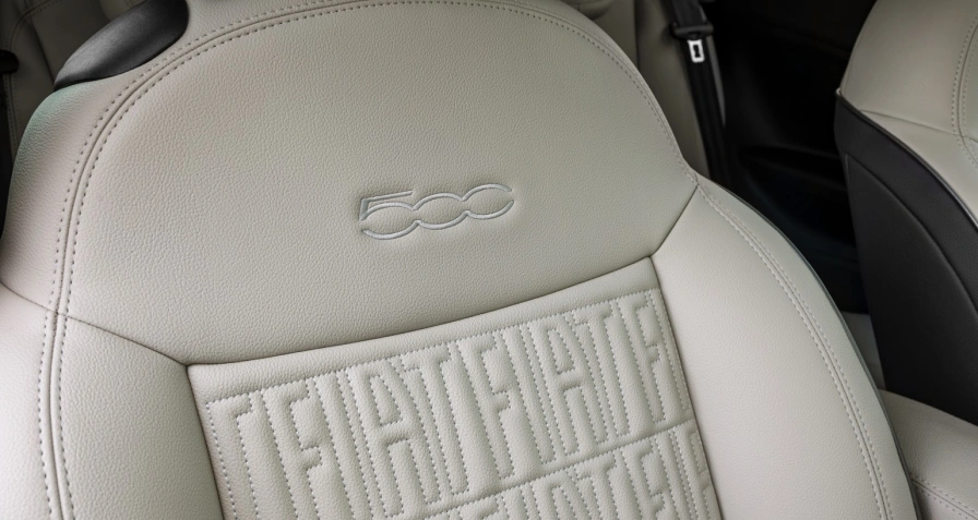 Fiat 500e Hatchback 42 kWh