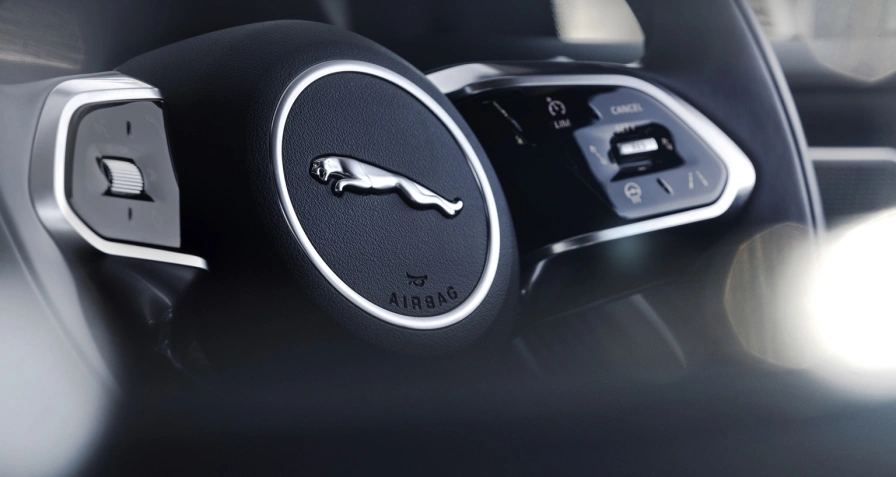 Jaguar I-Pace EV400