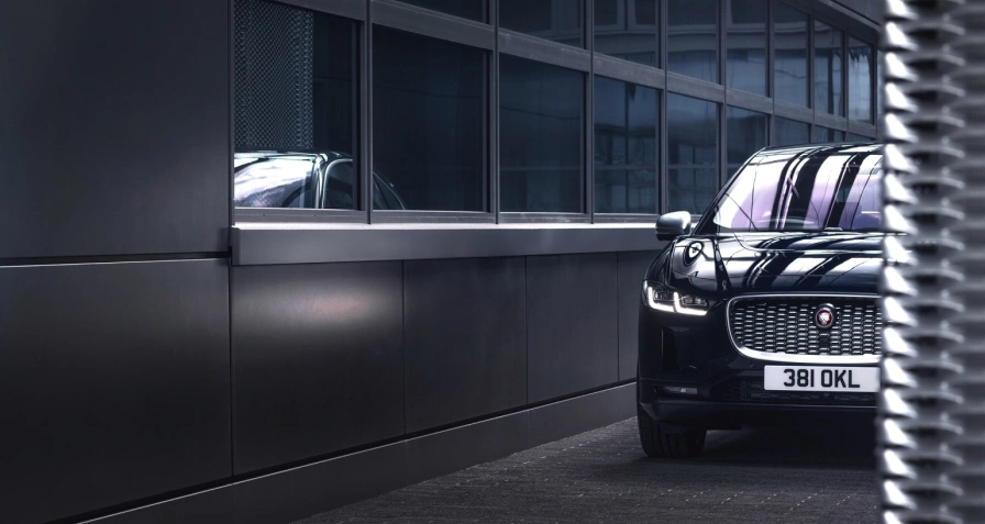 Jaguar I-Pace EV400