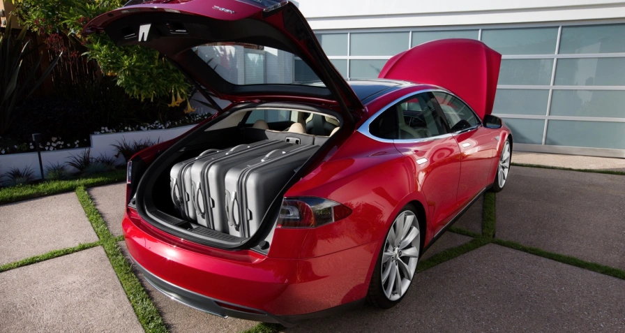 Tesla Model S Performance