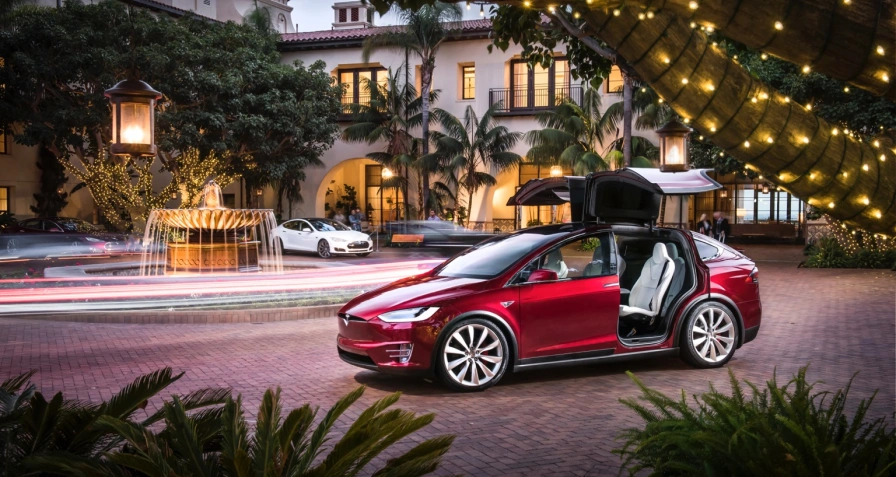 Tesla Model X Long Range Plus