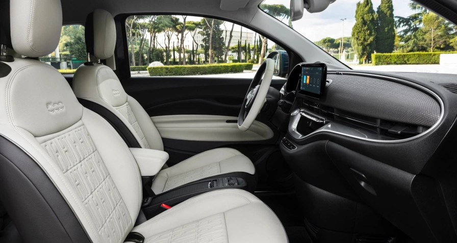 Fiat 500e Hatchback 24 kWh