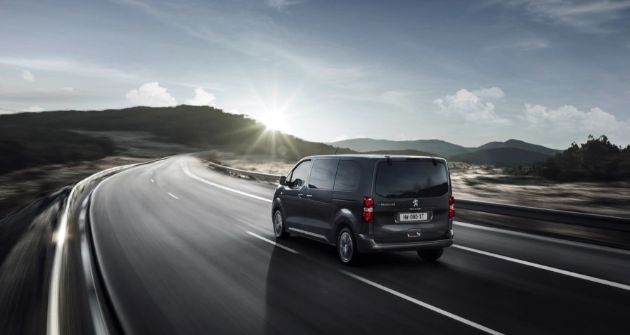 Peugeot e-Traveller Long 75 kWh