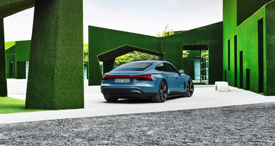 Audi e-tron GT quattro