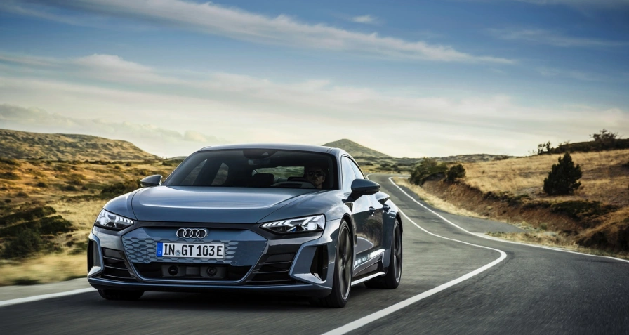 Audi e-tron GT quattro