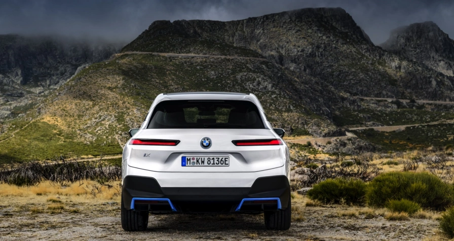 BMW iX xDrive50