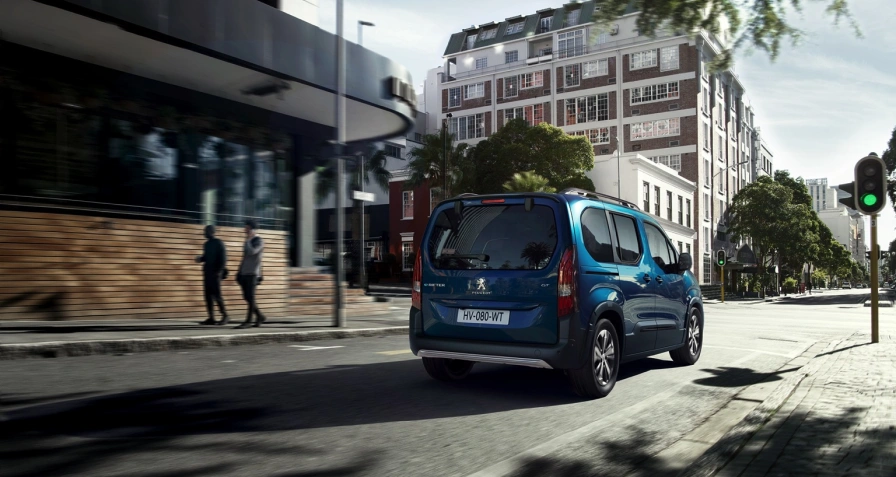 Peugeot e-Rifter Standard 50 kWh