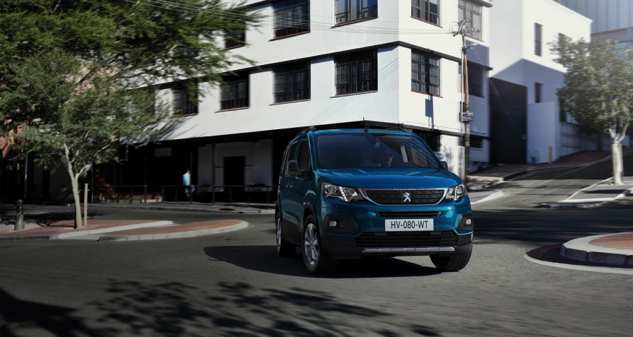 Peugeot e-Rifter Standard 50 kWh