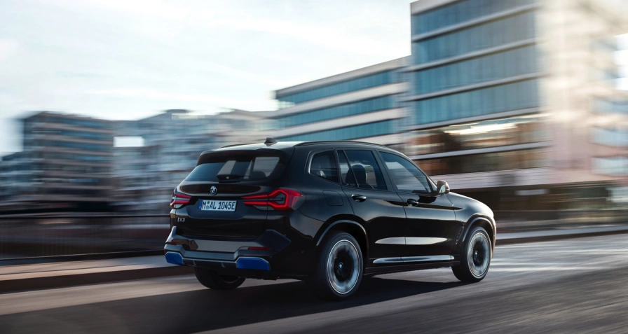 BMW iX3