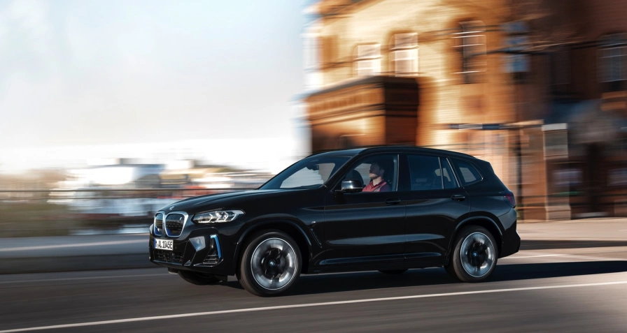 BMW iX3