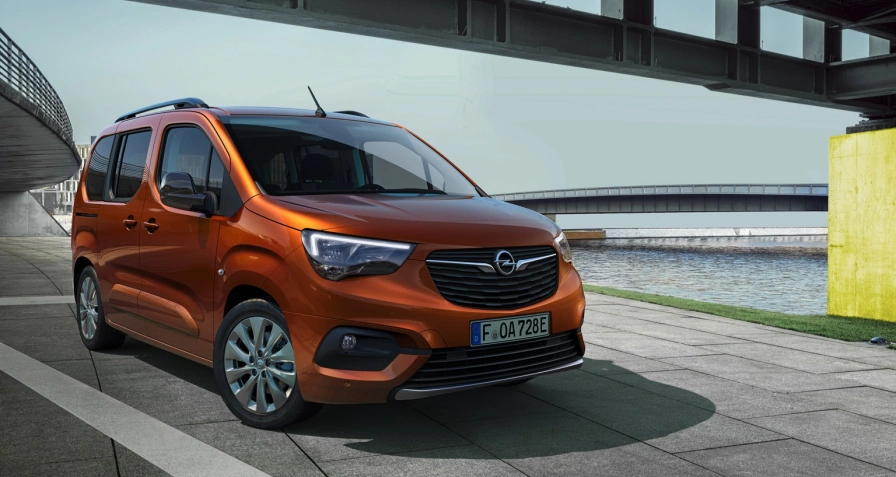 Opel Combo-e Life XL 50 kWh