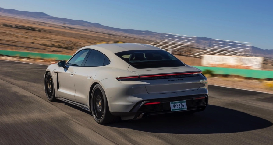 Porsche Taycan GTS