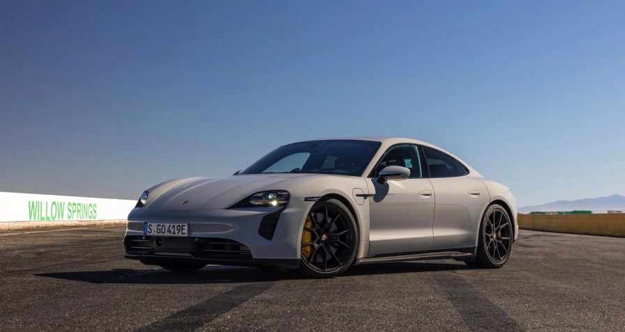 Porsche Taycan GTS