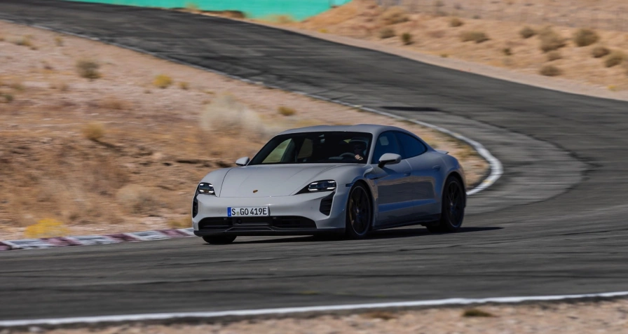 Porsche Taycan GTS