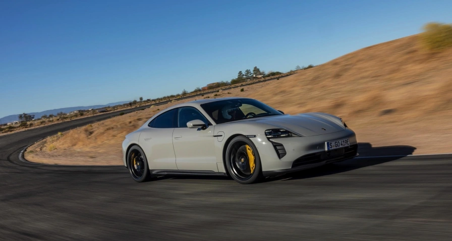 Porsche Taycan GTS