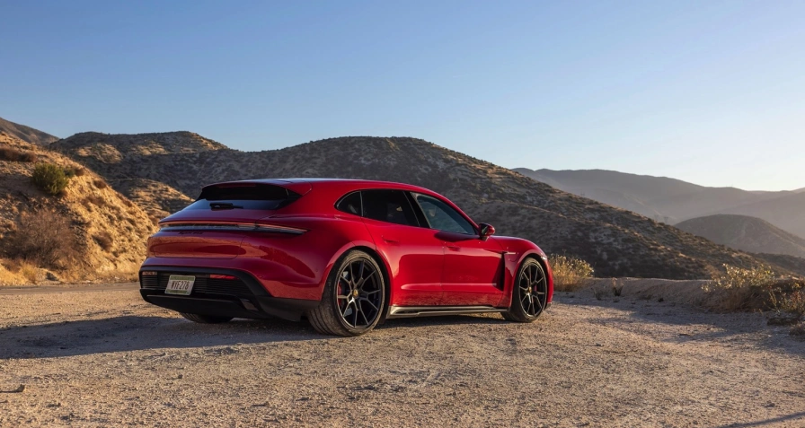 Porsche Taycan GTS Sport Turismo