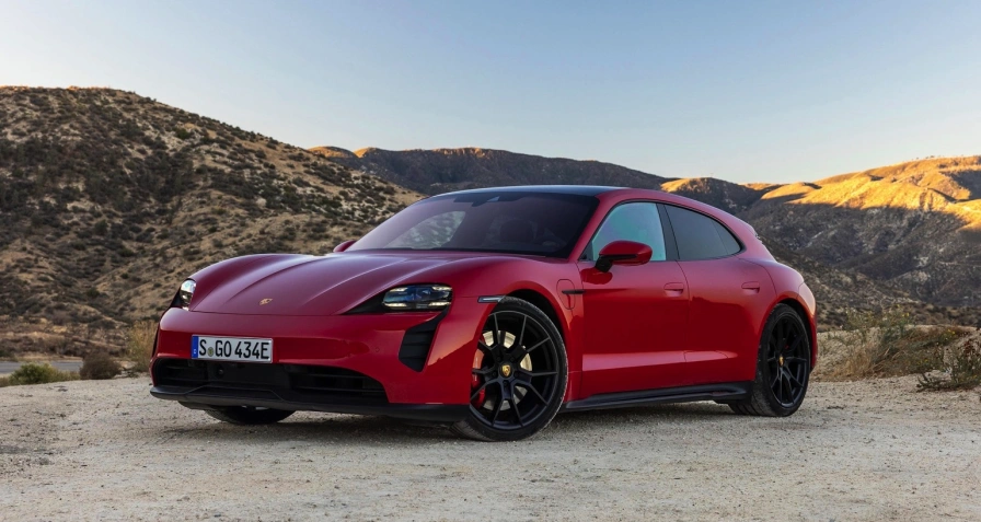 Porsche Taycan GTS Sport Turismo