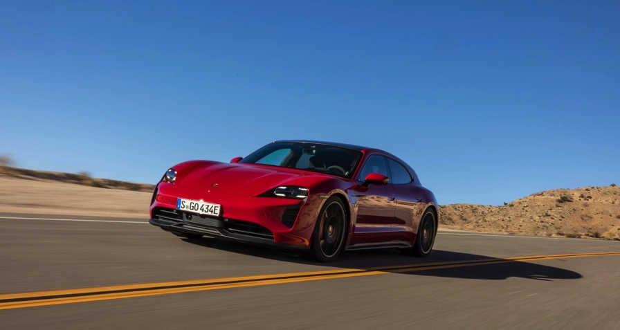 Porsche Taycan GTS Sport Turismo