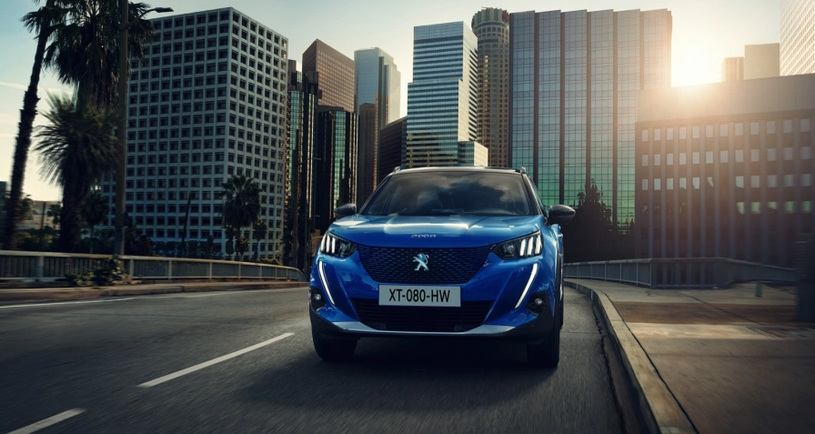 Peugeot e-2008 SUV