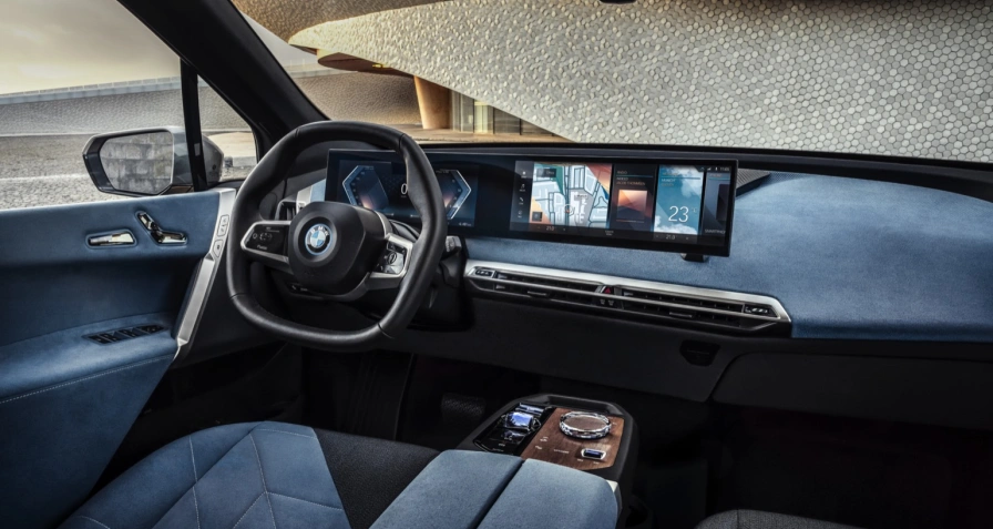 BMW iX M60