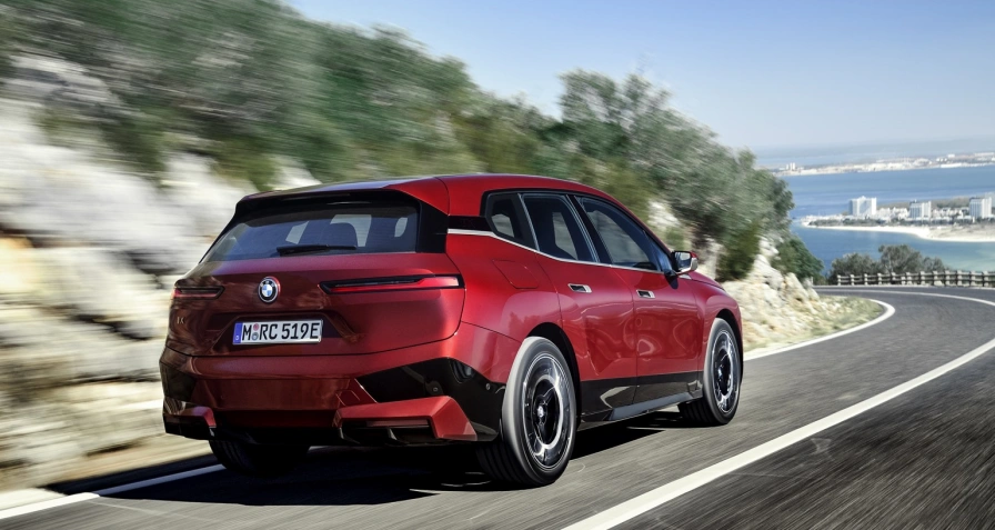 BMW iX M60