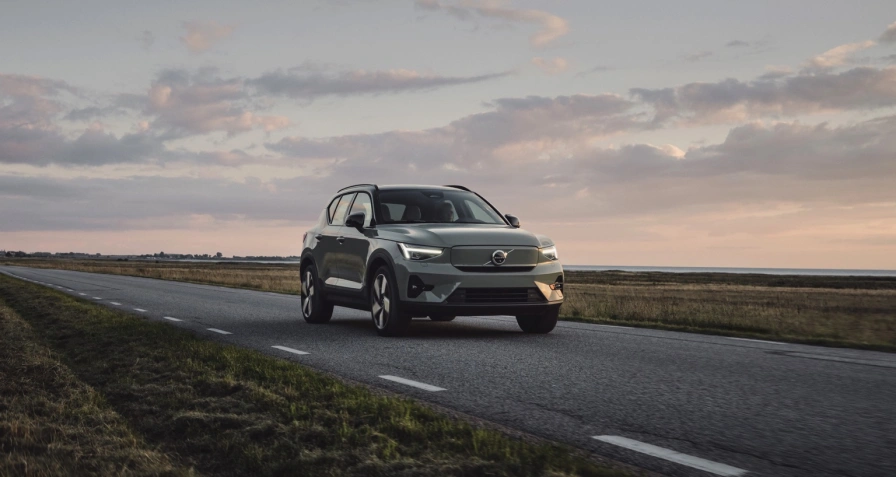 Volvo XC40 Recharge Pure Electric (MY23)