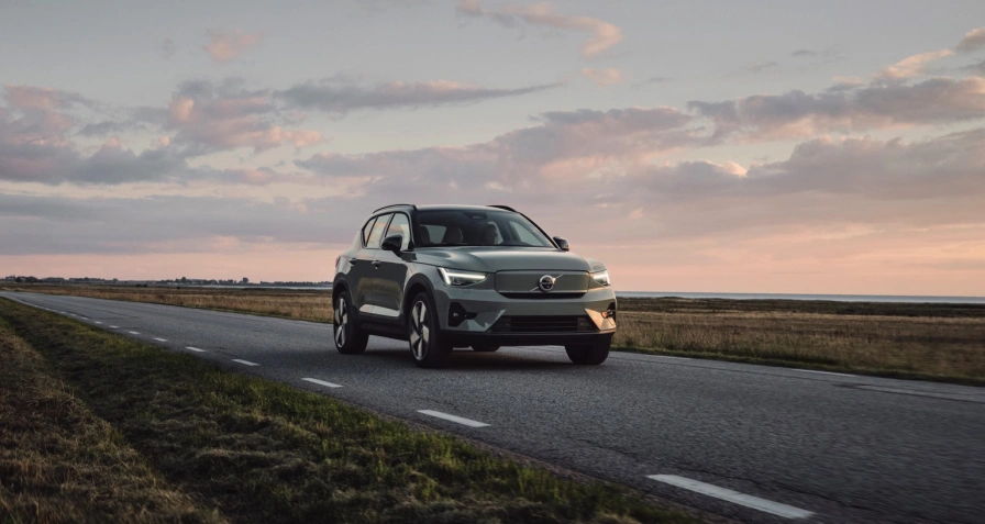 Volvo XC40 Recharge Pure Electric (MY23)