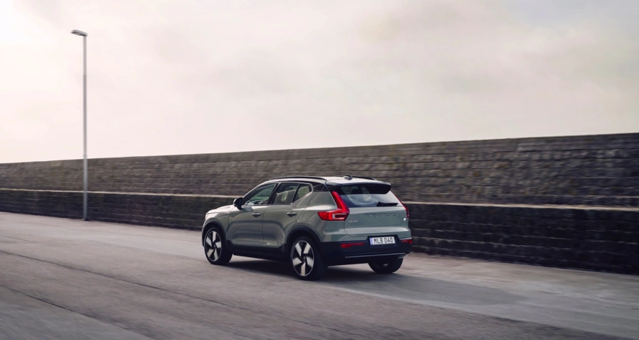 Volvo XC40 Recharge Twin Pure Electric (MY23)