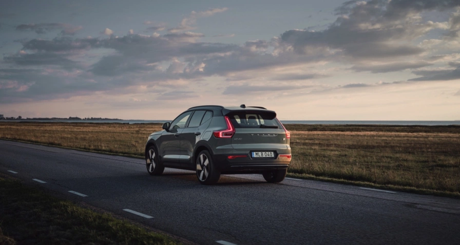 Volvo XC40 Recharge Twin Pure Electric (MY23)